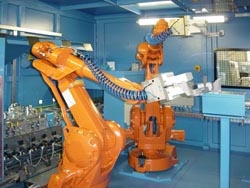 Produkt Roboter-Prüfanlage Y.MU 59 vom Hersteller YXLON International